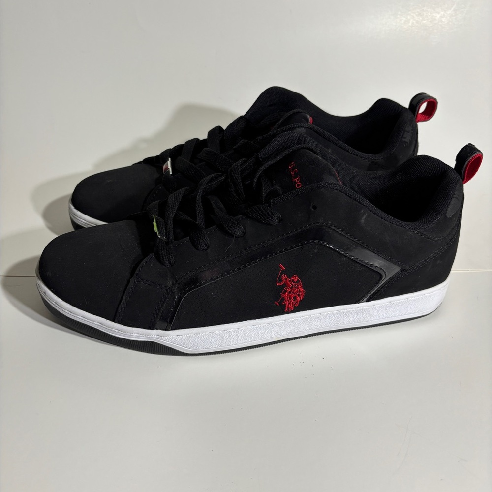 US POLO ASSN Mens Size 10.5 Shoes Sneakers Black With White and Red - Worn Twice